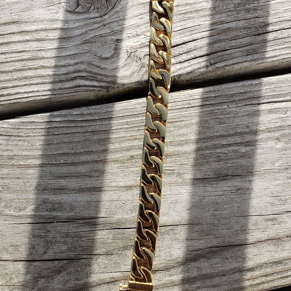 Mens gold bracelet - Picture 3 of 3